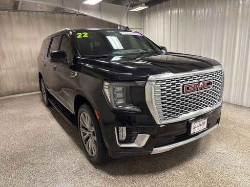 Used 2022 GMC Yukon XL Denali w/ Max Trailering Package image 3