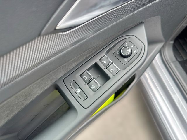 New 2026 Volkswagen GTI SE FWD image 15