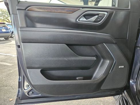 Used 2024 Chevrolet Tahoe Premier image 13