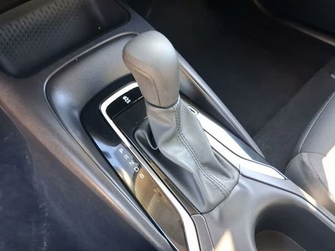 Certified 2025 Toyota Corolla LE image 18