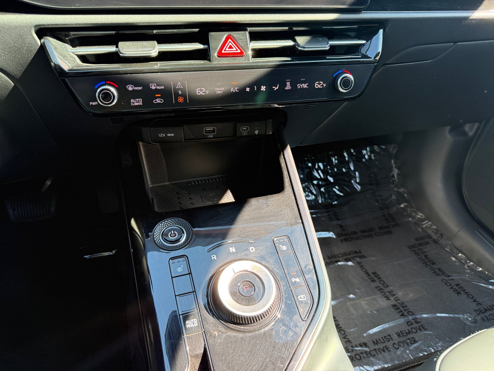 Used 2024 Kia Niro Wind FWD image 13