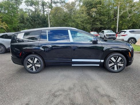 New 2026 Hyundai Ioniq 9 SEL image 2