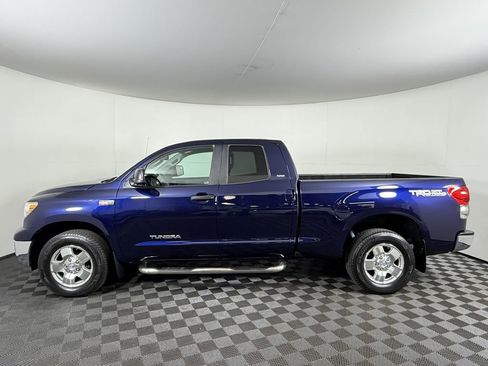 Used 2010 Toyota Tundra SR5 AWD/4WD image 9