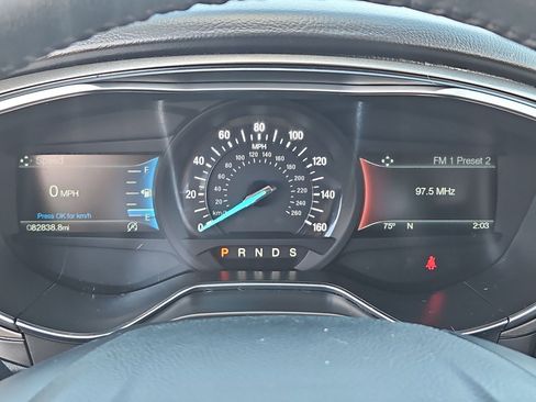 Used 2018 Ford Fusion SE w/ Fusion SE Technology Package image 19