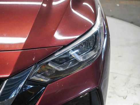 Used 2021 Nissan Sentra SV image 7