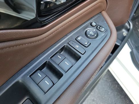 Used 2025 Honda Odyssey Elite image 25