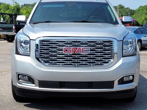 Used 2019 GMC Yukon XL SLT RWD image 10