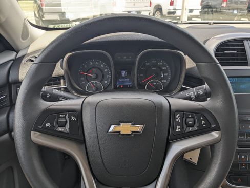 Used 2015 Chevrolet Malibu LS w/ Protection Package image 22