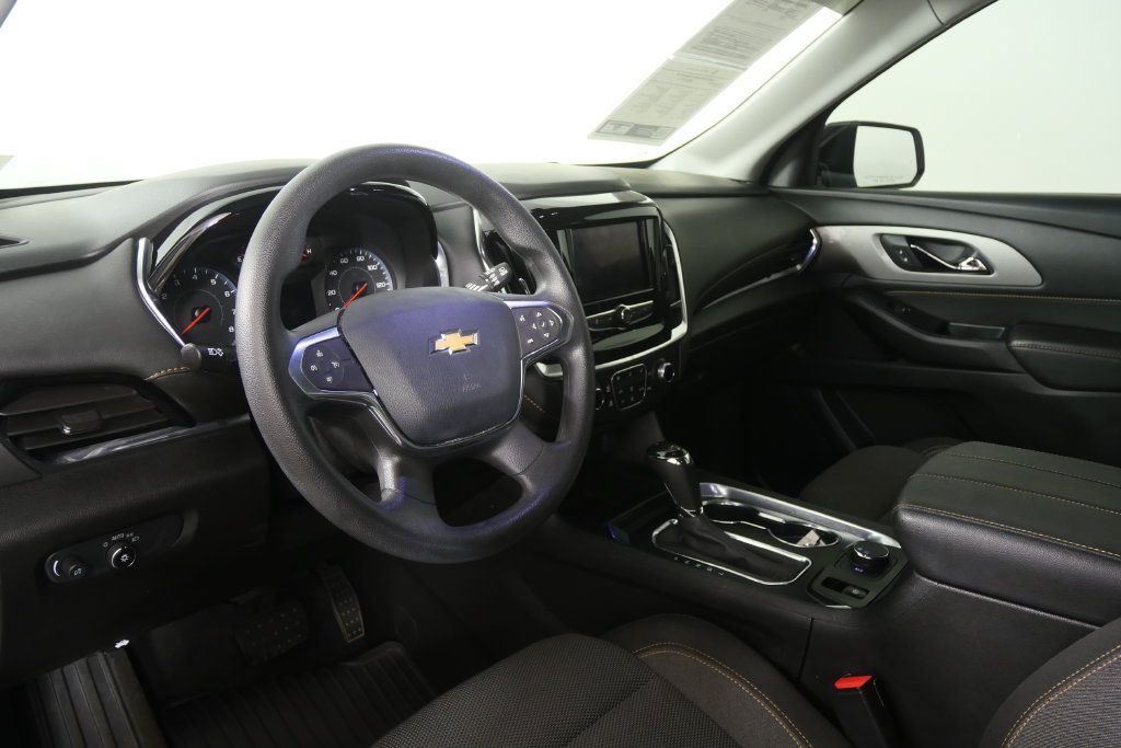 Used 2020 Chevrolet Traverse LS FWD image 12