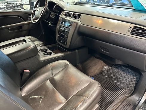 Used 2013 Chevrolet Silverado 2500 LTZ w/ LTZ Plus Package AWD/4WD image 33