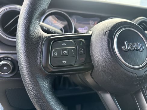 Used 2023 Jeep Wrangler Sport AWD/4WD image 20