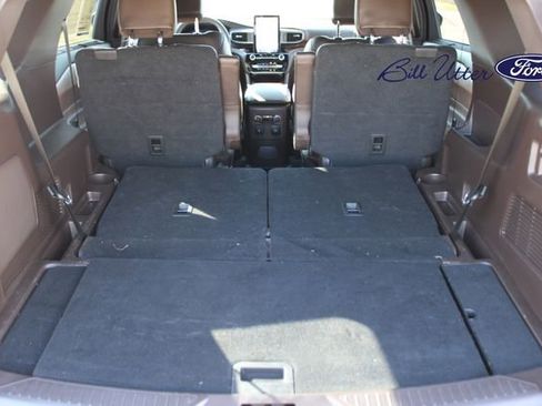 Used 2023 Ford Explorer King Ranch w/ Technology Package image 10