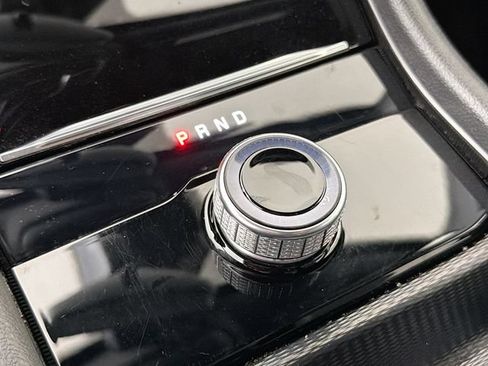 Used 2024 Jeep Grand Cherokee L Laredo RWD image 17