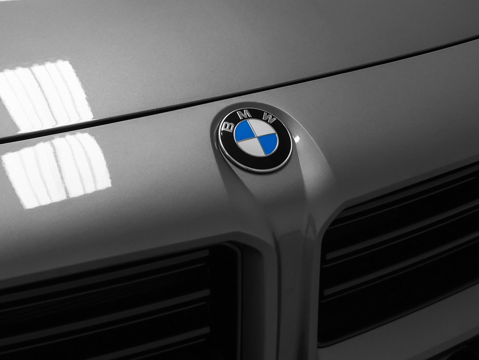Used 2026 BMW M2 w/ Lighting Package RWD image 19