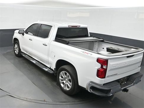 Used 2025 Chevrolet Silverado 1500 LTZ image 32
