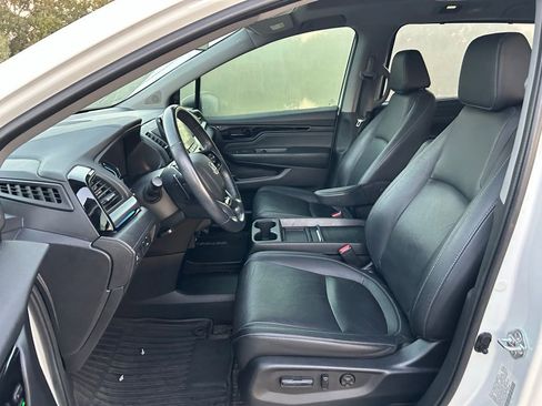 Used 2022 Honda Odyssey Touring image 16