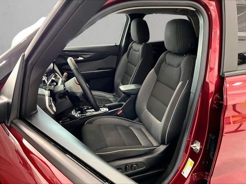 Used 2024 Chevrolet TrailBlazer LT w/ Convenience Package FWD image 27