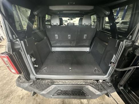 Used 2025 Ford Bronco Outer Banks AWD/4WD image 25