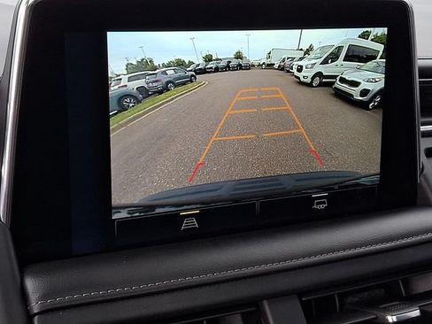Used 2023 Chevrolet Tahoe Z71 AWD/4WD image 15