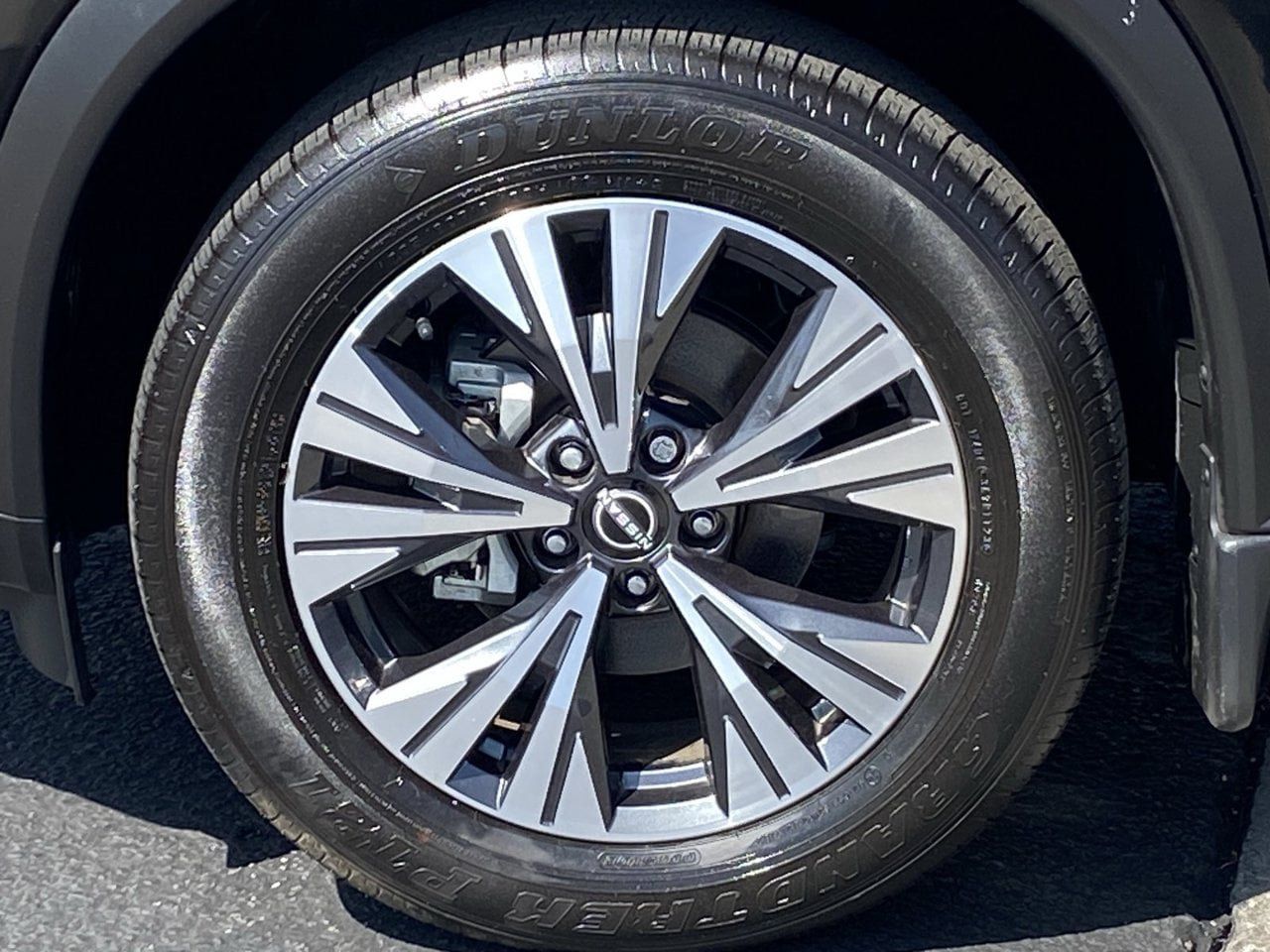 Certified 2023 Nissan Rogue SV FWD image 8