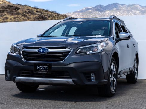 Used 2020 Subaru Outback Touring w/ Tech Package 2 AWD/4WD image 5