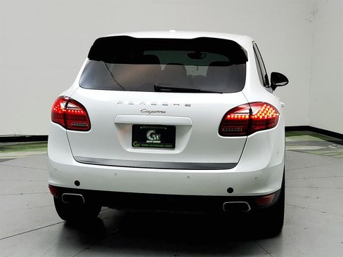 Used 2013 Porsche Cayenne Diesel AWD/4WD image 6
