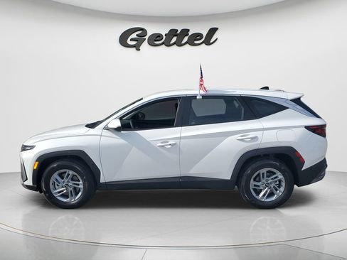 Certified 2026 Hyundai Tucson SE FWD image 8