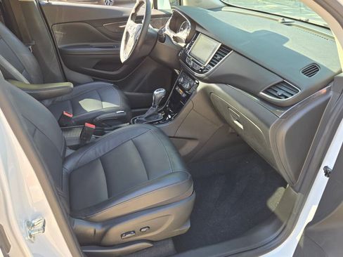 Used 2019 Buick Encore Essence w/ Experience Buick Package image 6