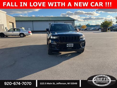 New 2025 Jeep Grand Cherokee Limited w/ Luxury Tech Group II image 5