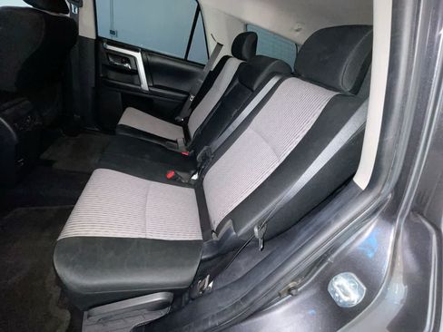 Certified 2017 Toyota 4Runner SR5 AWD/4WD image 22