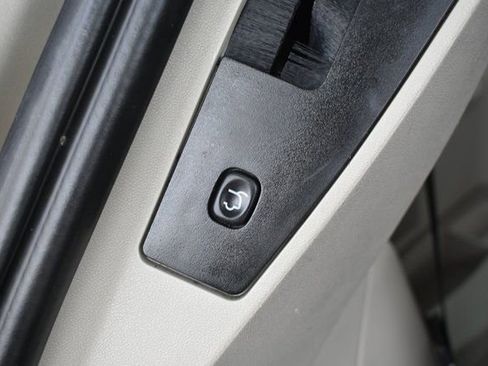 Used 2013 Dodge Grand Caravan SXT w/ Rear Park Assist Pkg image 36