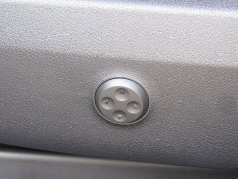 New 2026 Mercedes-Benz GLC 300 4MATIC image 11