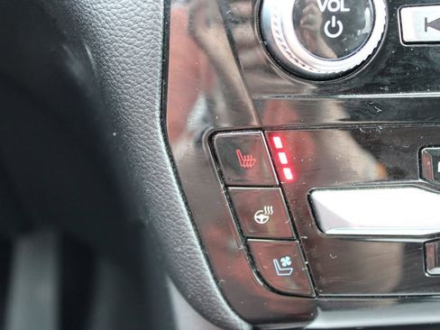 Used 2023 Ford Explorer Limited AWD/4WD image 50