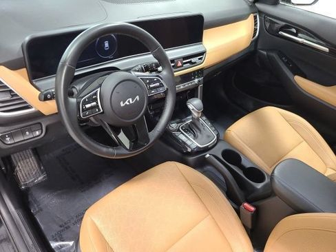 Used 2024 Kia Seltos EX AWD/4WD image 22