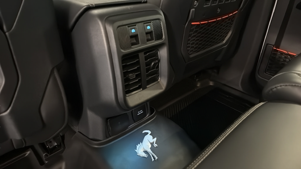 Used 2025 Ford Bronco Raptor AWD/4WD image 17