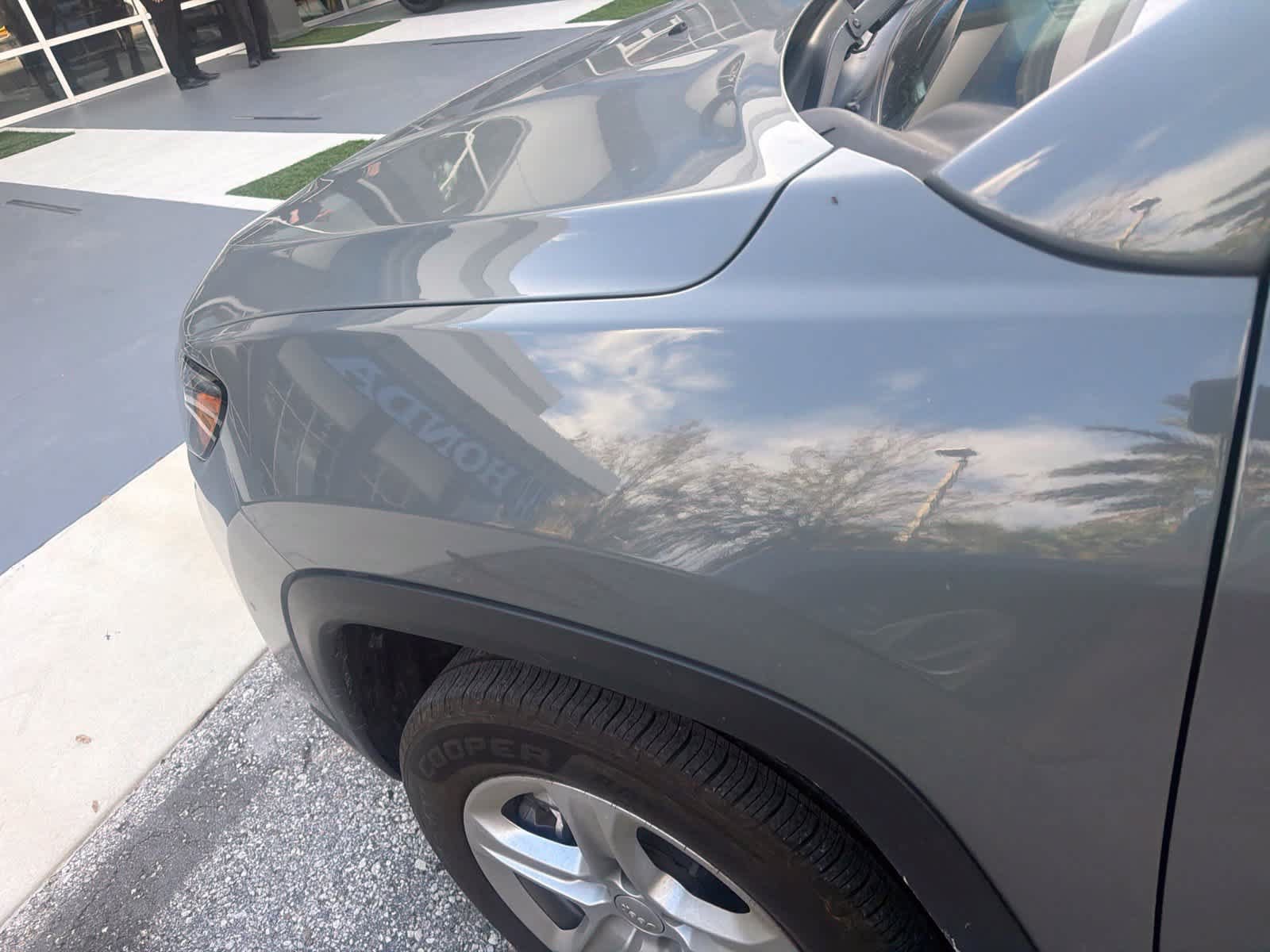 Used 2023 Jeep Compass Latitude w/ Convenience Group AWD/4WD image 8