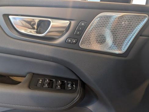 New 2026 Volvo XC60 B5 Ultra w/ Protection Package Premier image 9