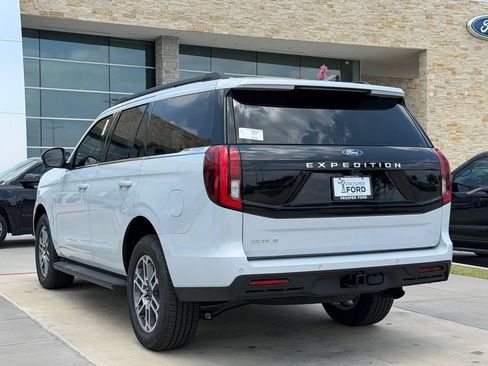 New 2026 Ford Expedition Active RWD image 42