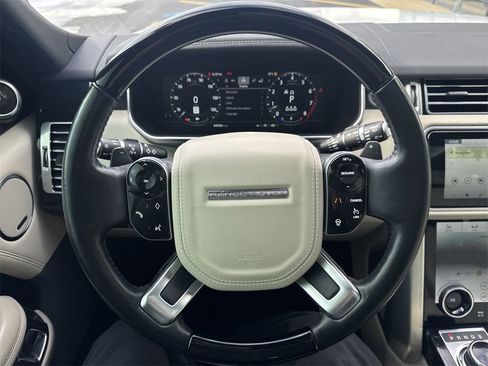 Used 2022 Land Rover Range Rover Westminster Edition image 11