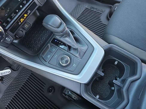Certified 2025 Toyota RAV4 LE image 26