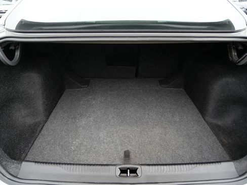 Used 2016 Chrysler 200 Limited w/ Convenience Group FWD image 32