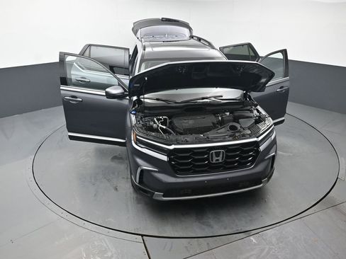 Used 2025 Honda Pilot Elite image 53