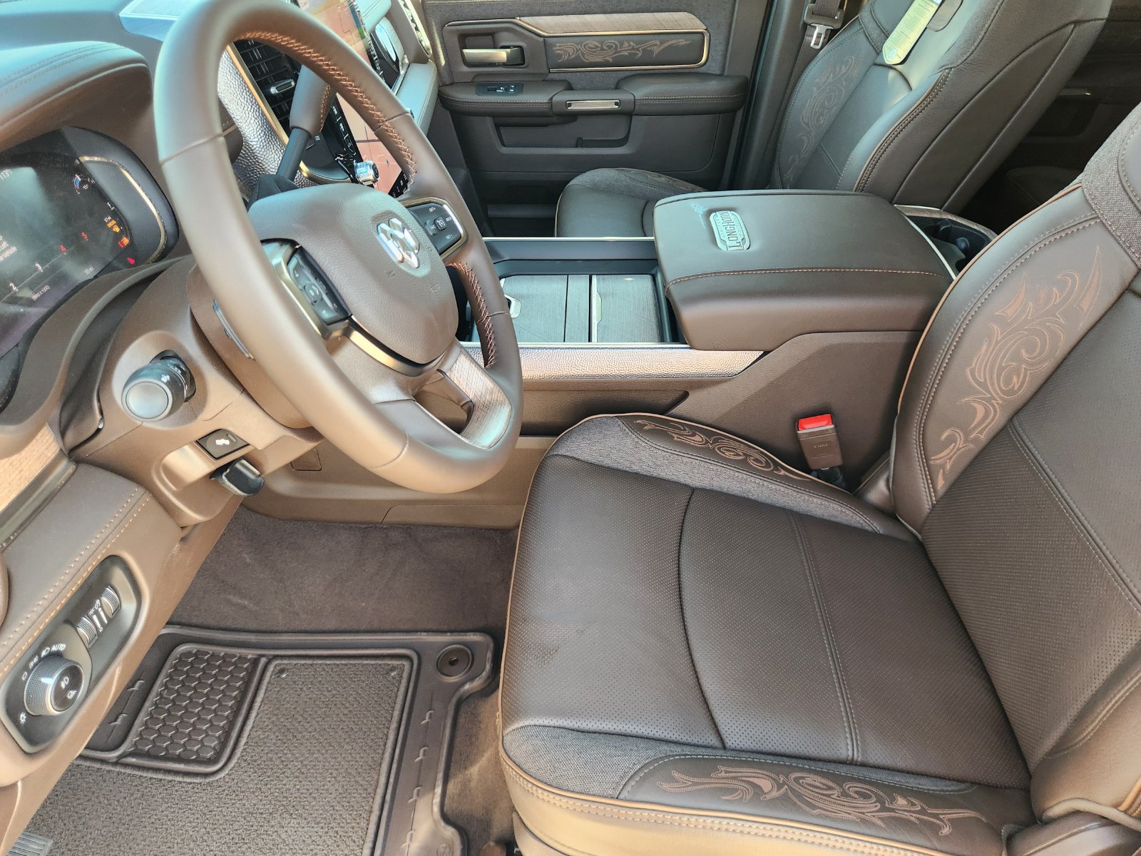New 2027 RAM 2500 Limited AWD/4WD image 13
