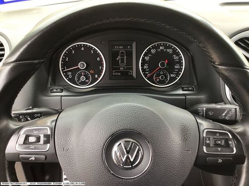 Used 2016 Volkswagen Tiguan SEL image 8