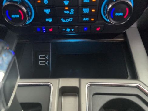 Used 2019 Ford F150 Lariat RWD image 25