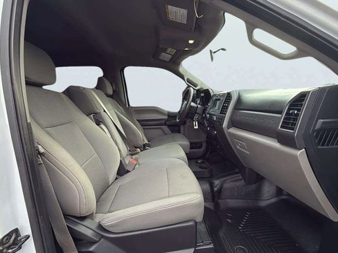Used 2019 Ford F250 XL w/ Power Equipment Group image 15