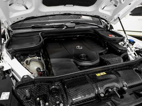 Used 2024 Mercedes-Benz GLS 450 4MATIC image 49