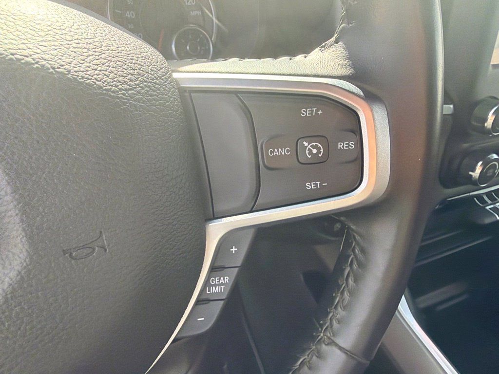 Used 2022 RAM 1500 Big Horn AWD/4WD image 25