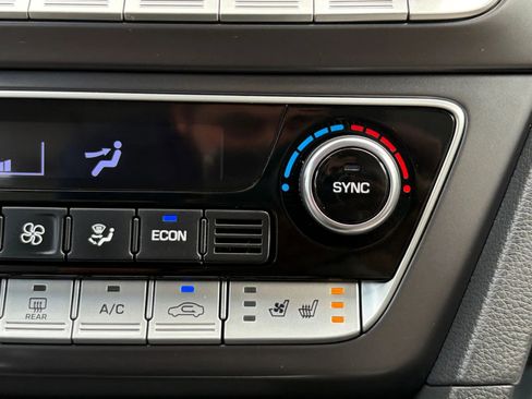 Used 2019 Hyundai Sonata Limited FWD image 25