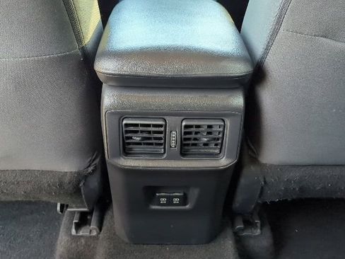 Used 2020 Toyota RAV4 XLE image 16